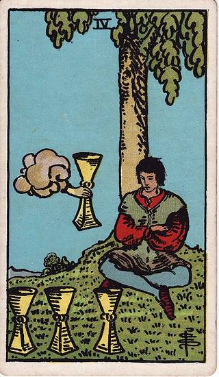 컵 4 tarot card